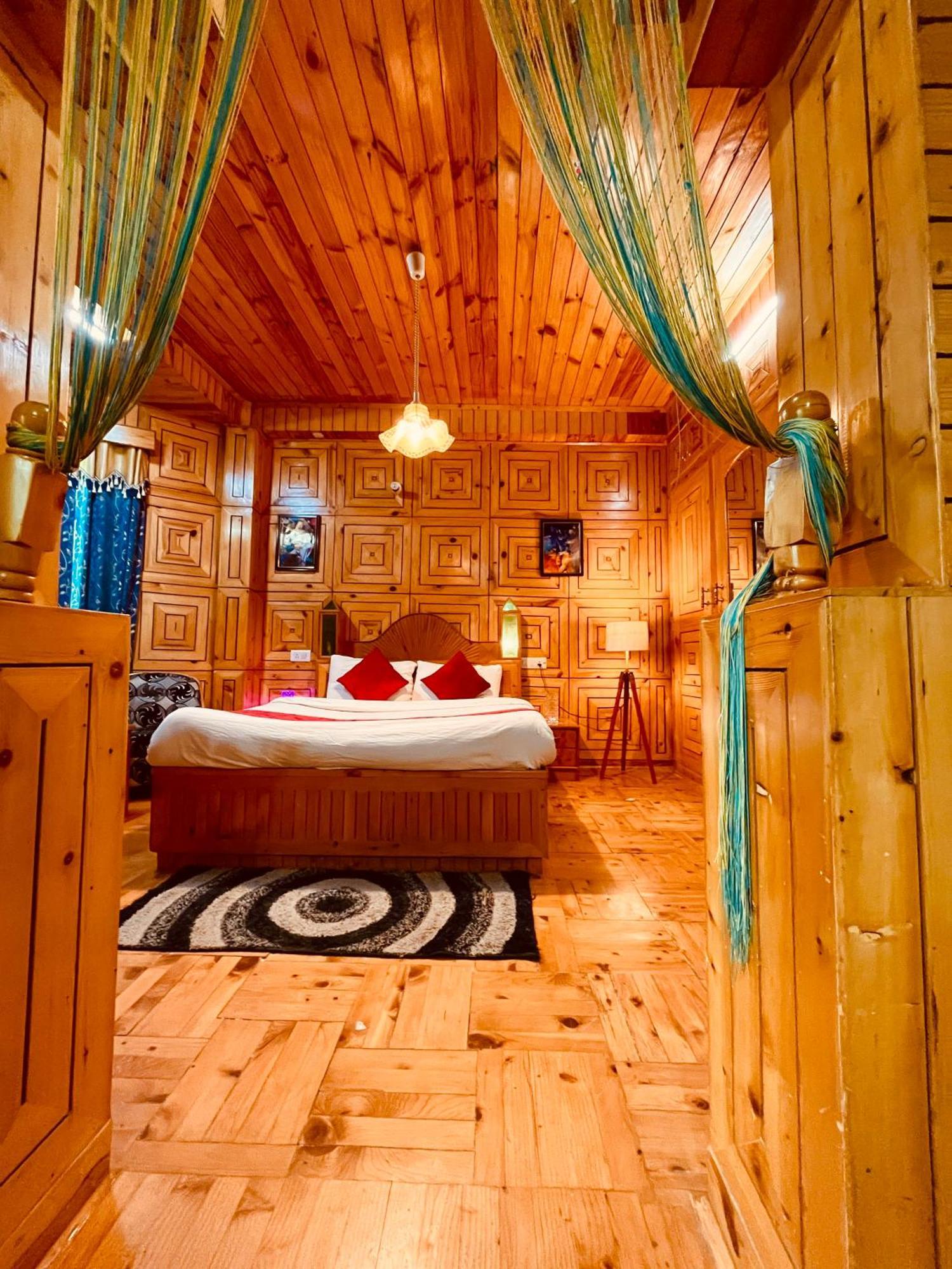 Woods Villa Cottages Manali - 1,2,3,4 Cottages & Villas Available In Manali With Scenic Mountain View Exterior foto